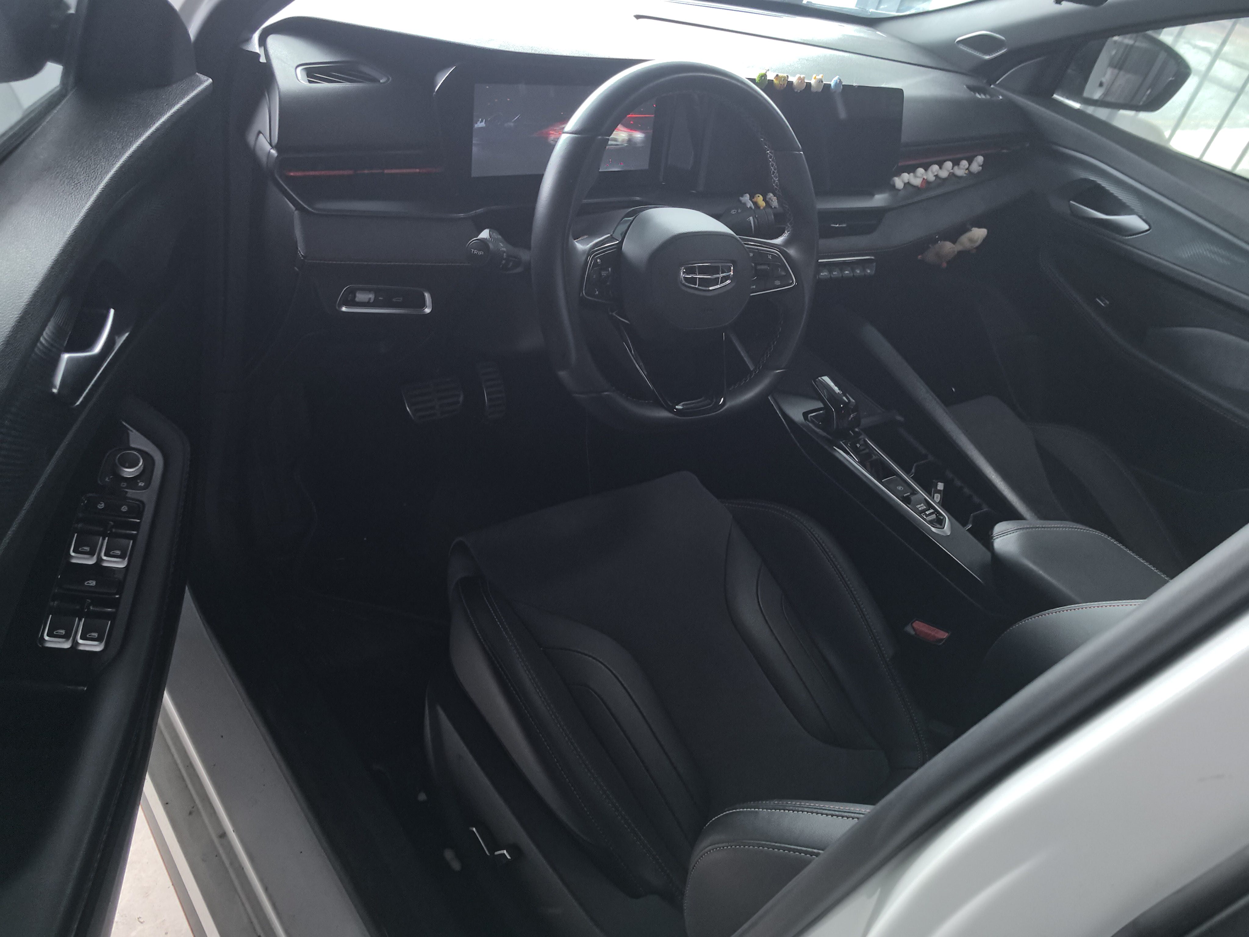GEELY Binray 2023 صورة سيارة #4