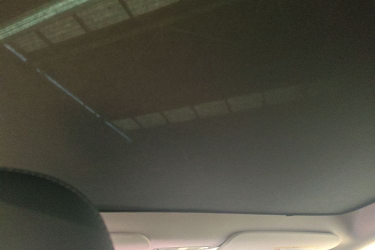 Tesla Model Y 2023 #18 Tesla Model Y 2023 car image #18