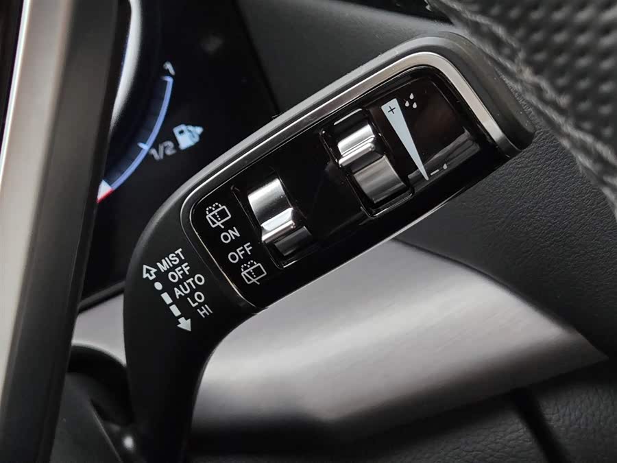 HongQi HS7 PHEV 2024 #56 HongQi HS7 PHEV 2024 car image #56