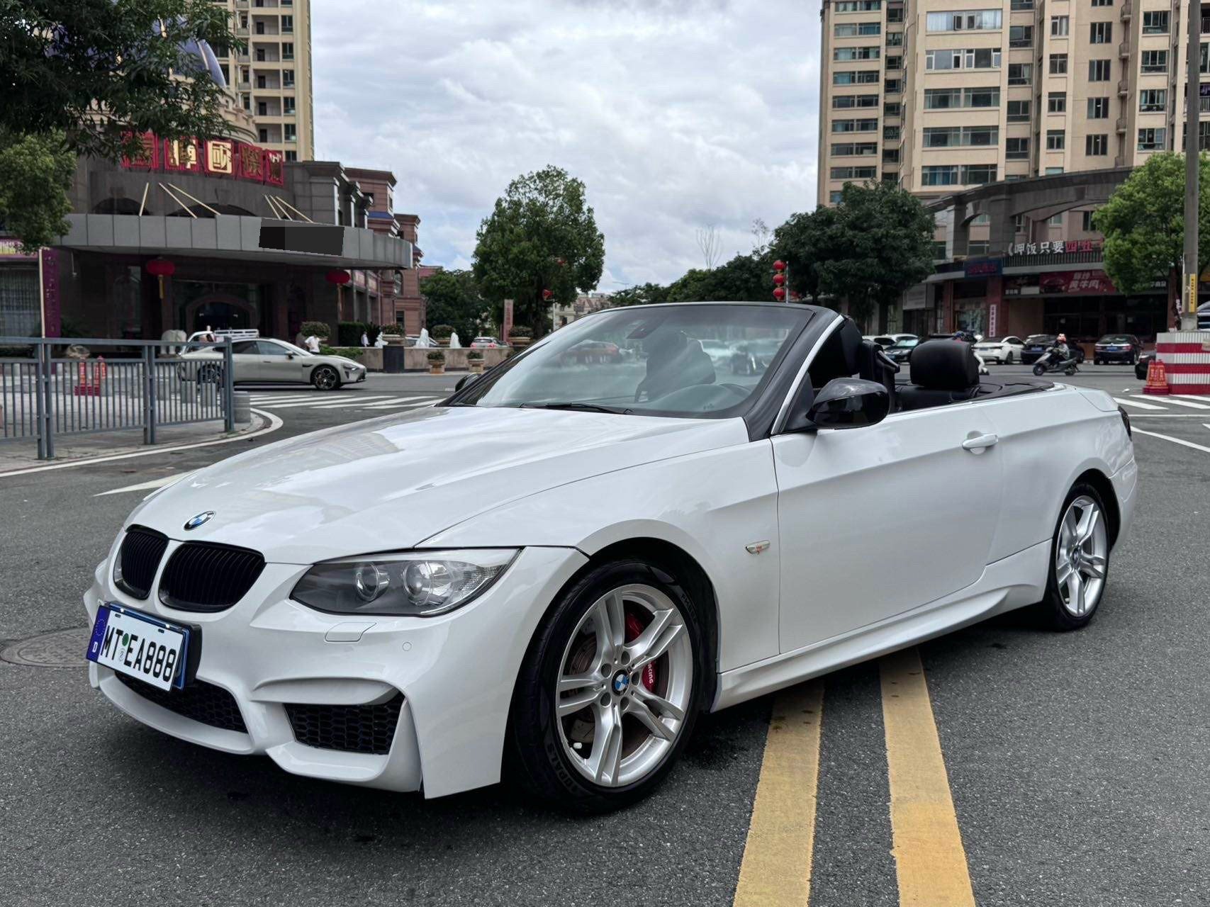 BMW 3 Series (Imported) 2010 car image #14