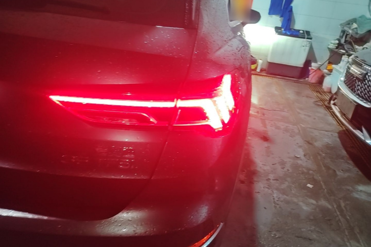 Audi Q3 2022 #8 Audi Q3 2022 car image #8