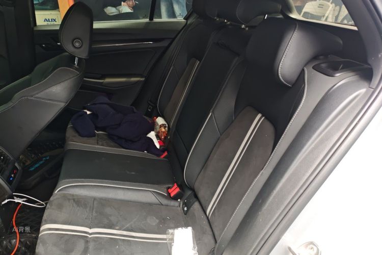 Volkswagen Golf 2021 car image #19
