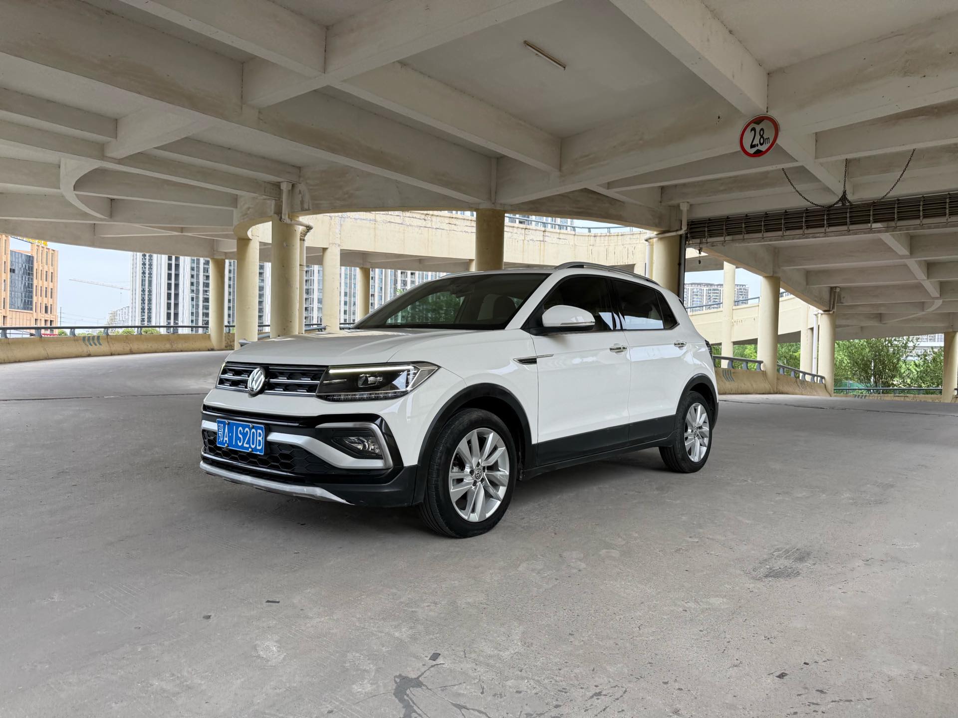 Volkswagen T-Cross 2020 Volkswagen T-Cross 2020 car image