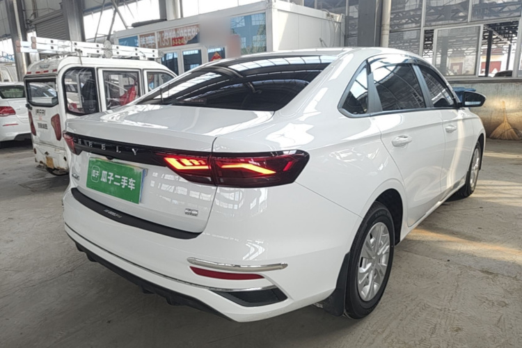 GEELY Emgrand 2026 #7 GEELY Emgrand 2026 image de voiture #7