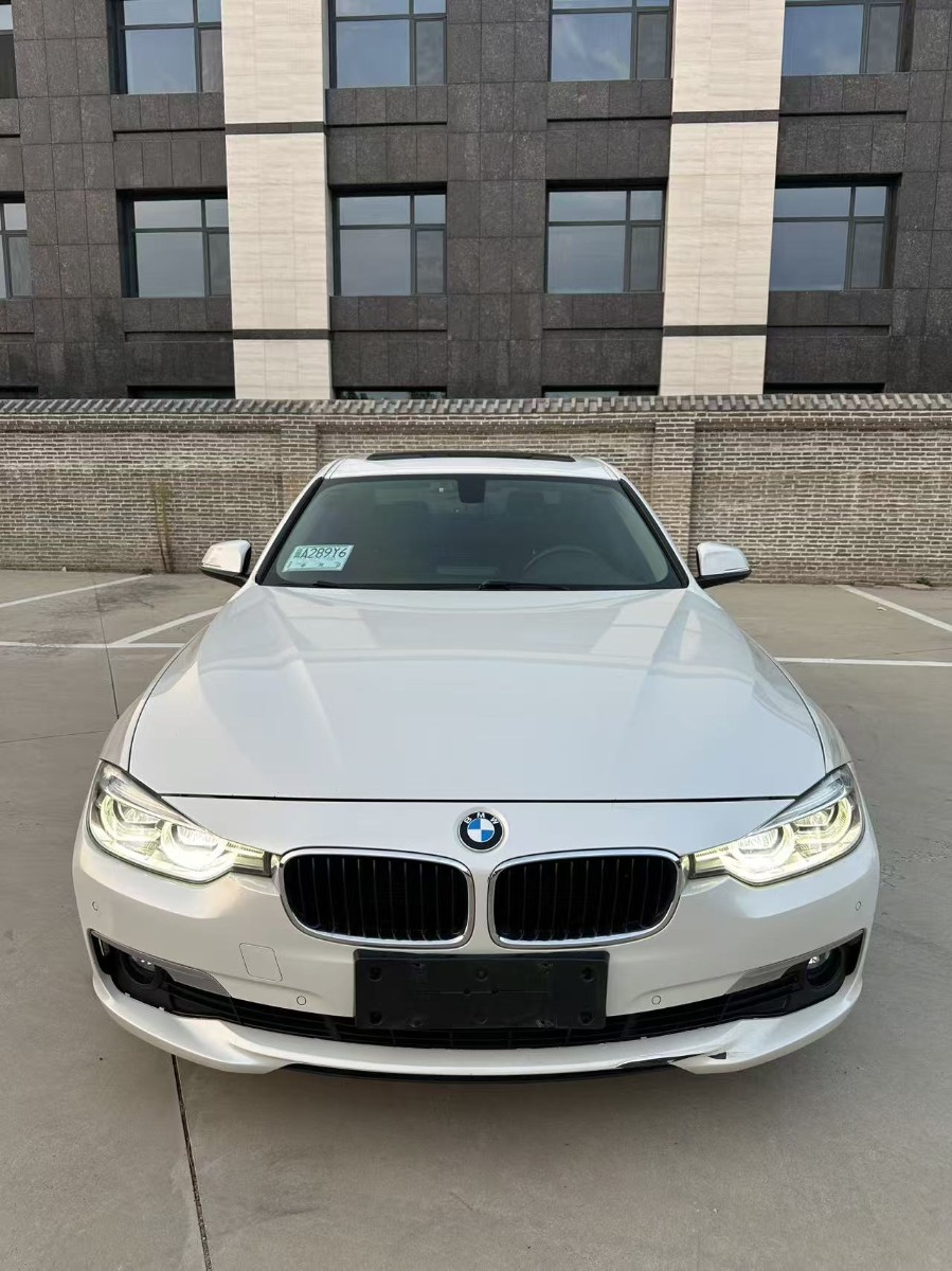 BMW 3 Series 2016 car image #2
