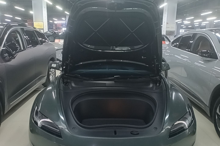 Tesla Model 3 2024 #20 Tesla Model 3 2024 car image #20