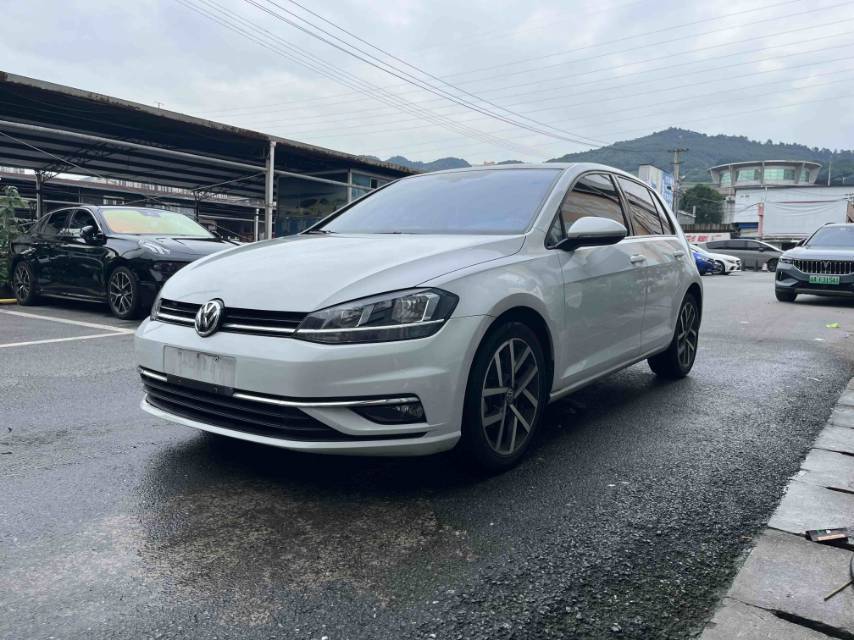 Volkswagen Golf 2020 Volkswagen Golf 2020 car image
