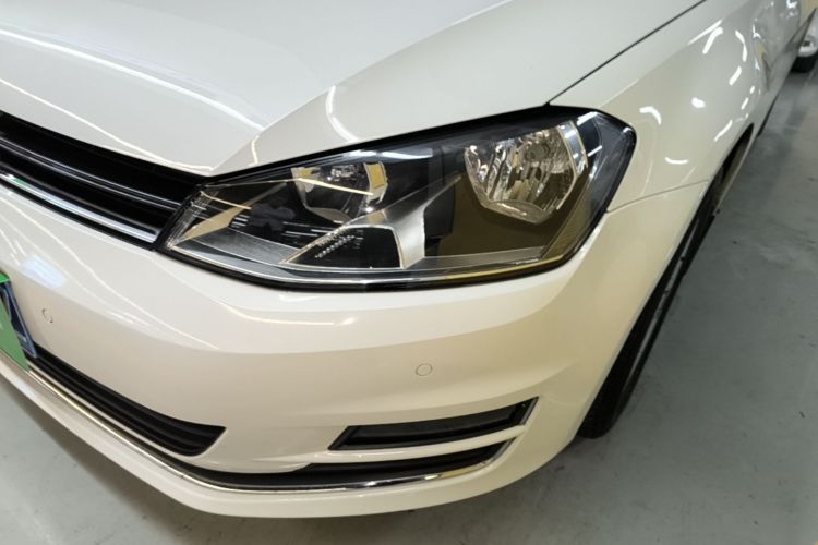 Volkswagen Golf 2017 immagine di auto #23