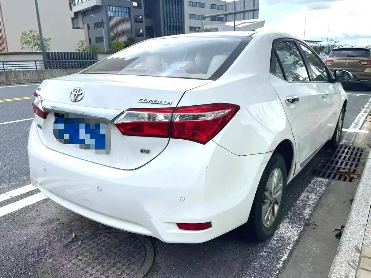 Toyota Corolla 2014 #3 Toyota Corolla 2014 car image #3