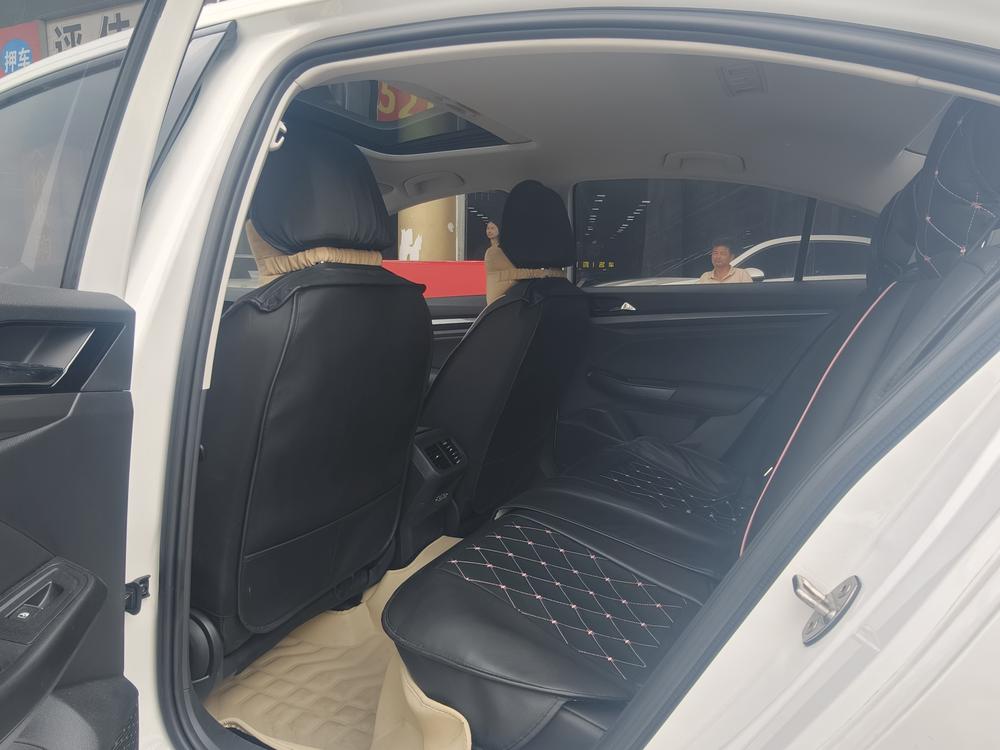 Volkswagen Bora 2021 car image #9