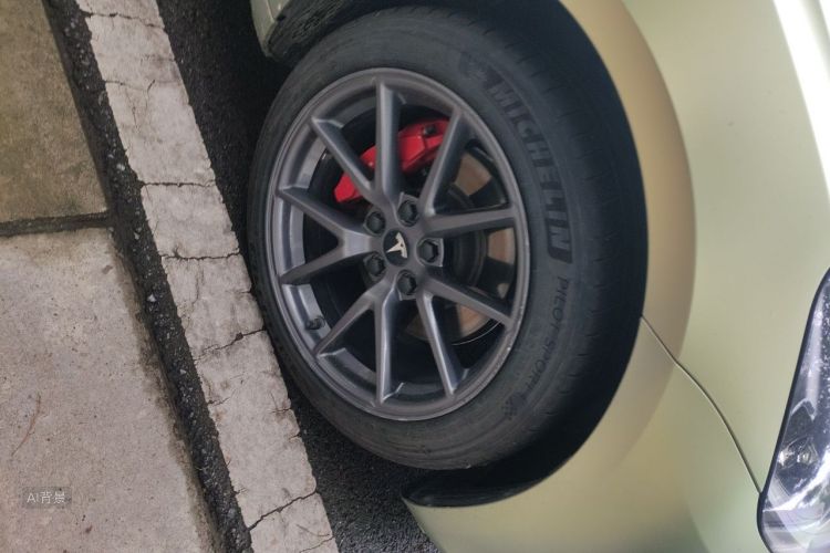 Tesla Model 3 2021 car image #9