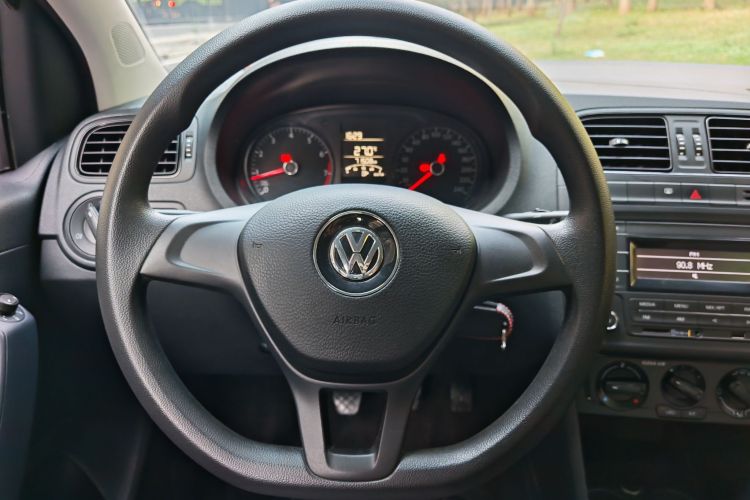 Volkswagen Polo 2018 #16 Volkswagen Polo 2018 car image #16