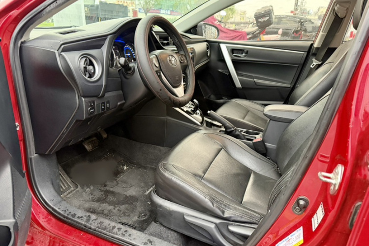 Toyota Corolla 2017 immagine di auto #12