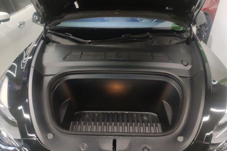 Tesla Model Y 2023 #20 Tesla Model Y 2023 immagine di auto #20