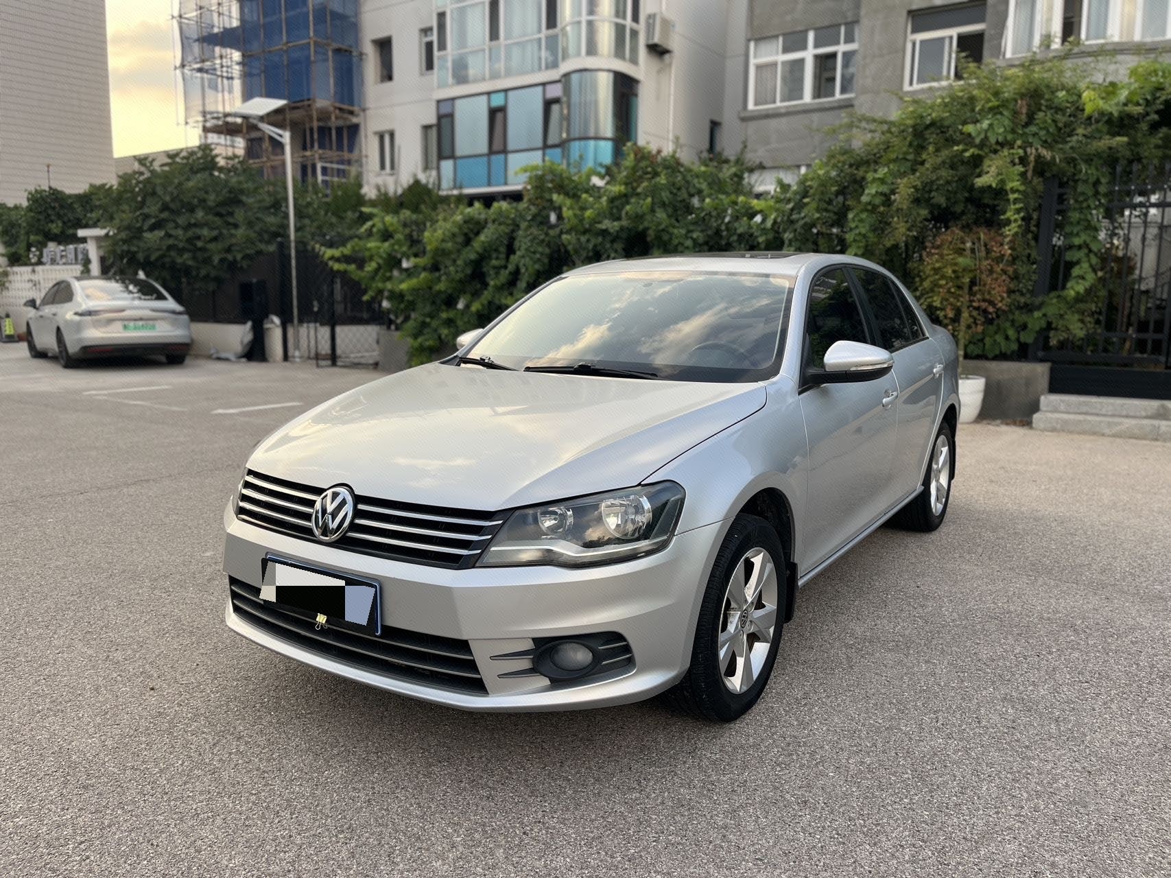 Volkswagen Bora 2014 car image 