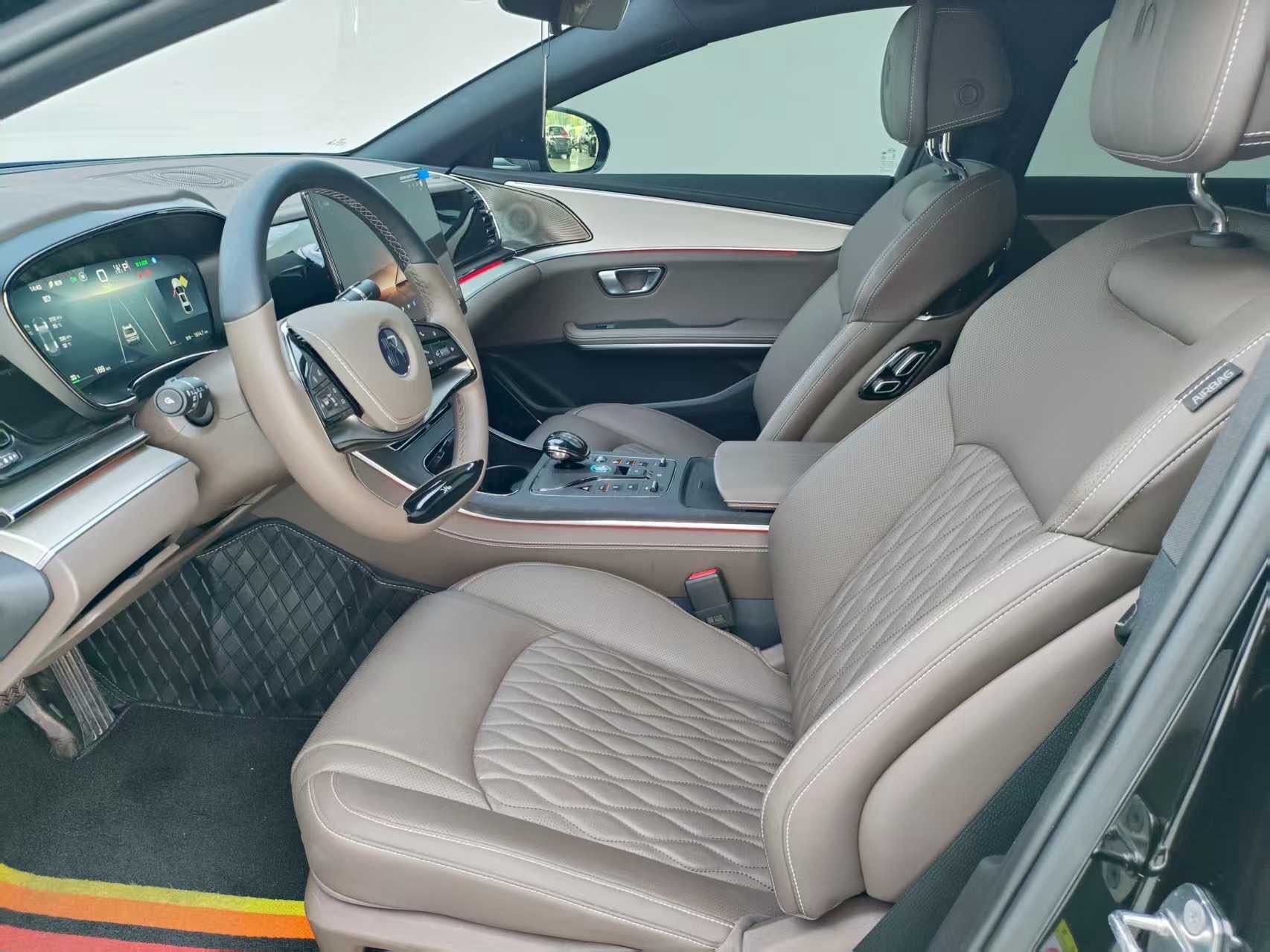 BYD Han 2025 immagine di auto #4