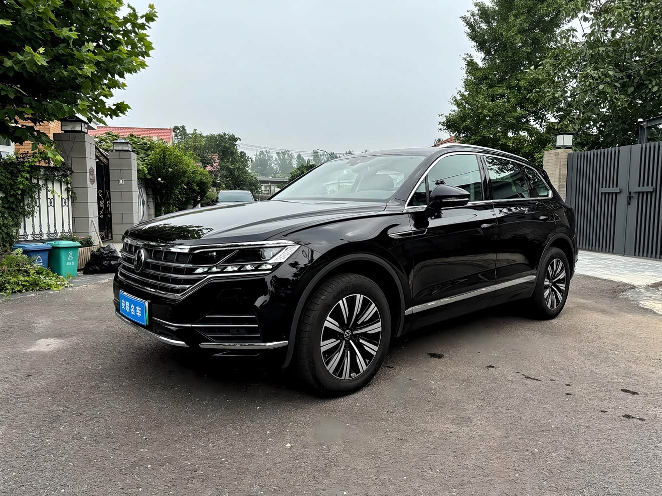 Volkswagen Touareg New Energy 2022 汽车图片 