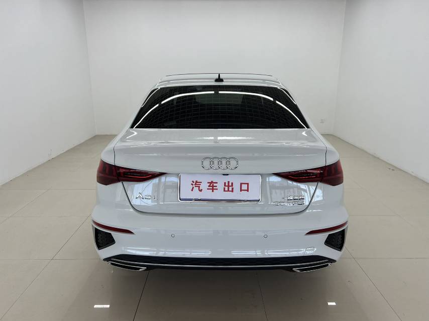 Audi A3 2023 immagine di auto #5