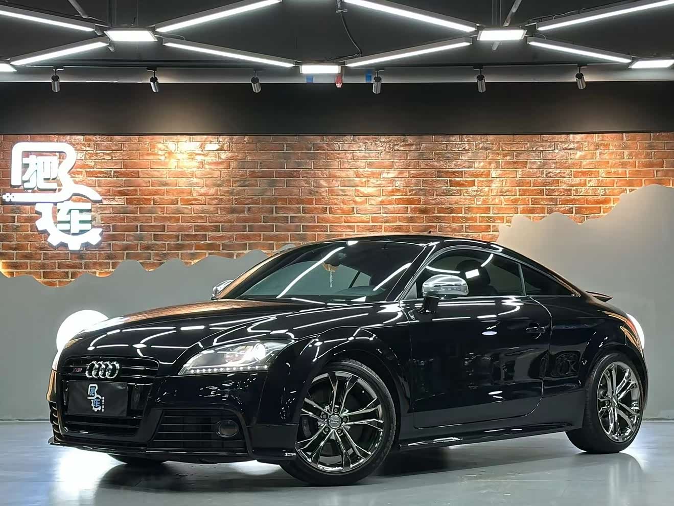 Audi TTS 2009 car image 