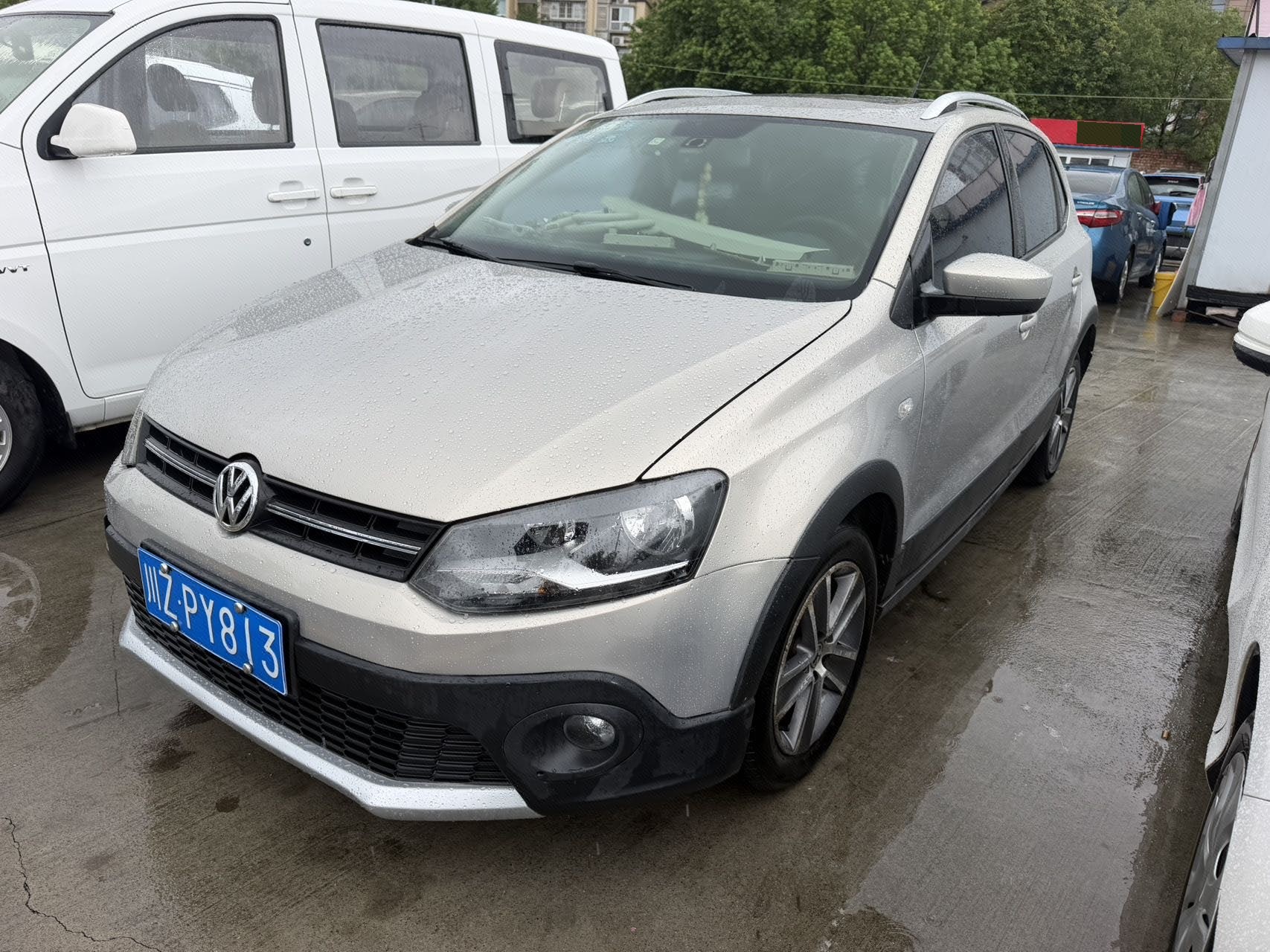 Volkswagen Polo 2014 Volkswagen Polo 2014 car image