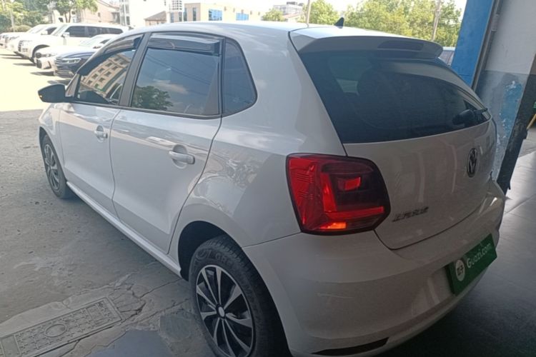 Volkswagen Polo 2018 car image #5
