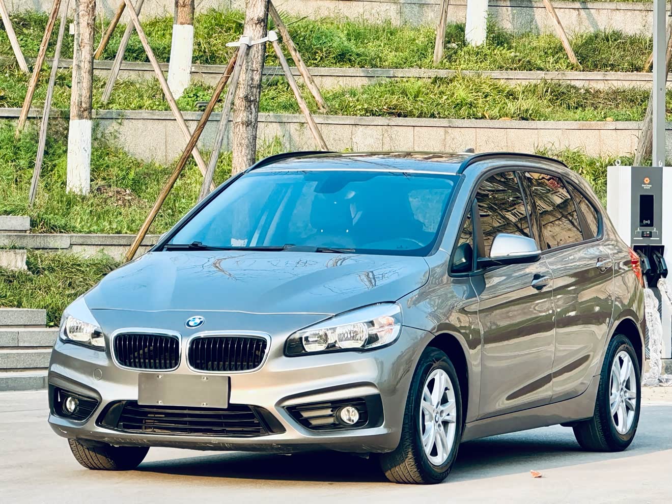 BMW 2 Series Tourer (Imported) 2015 car image 