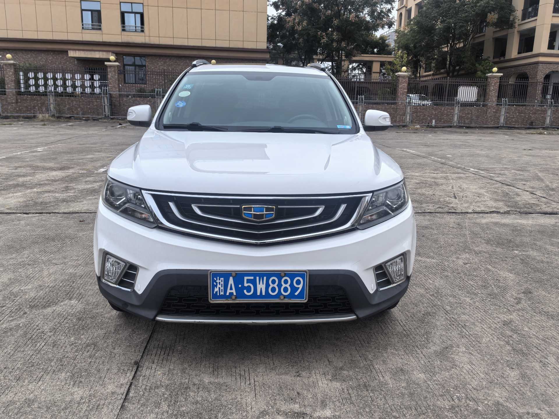 GEELY Vision X6 2017 immagine di auto #7