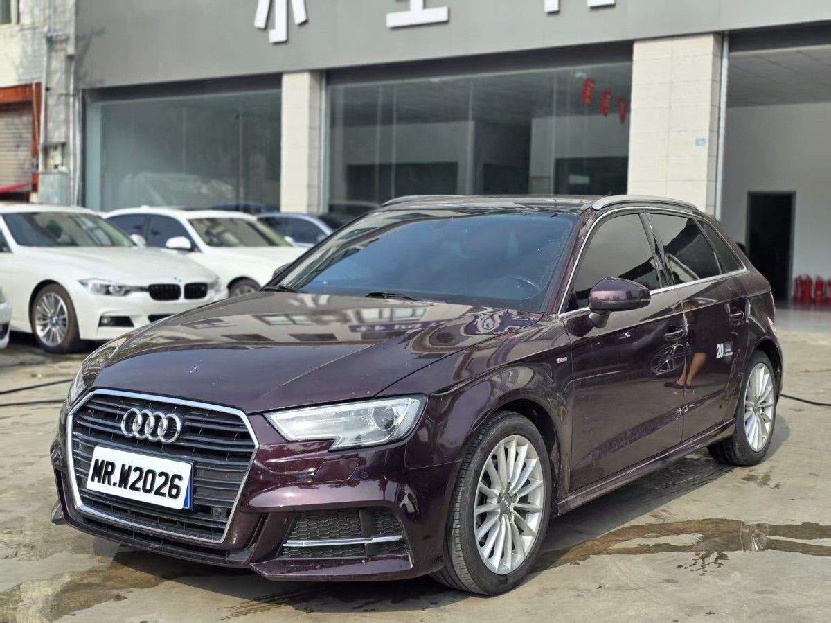 Audi A3 2018 Audi A3 2018 صورة سيارة