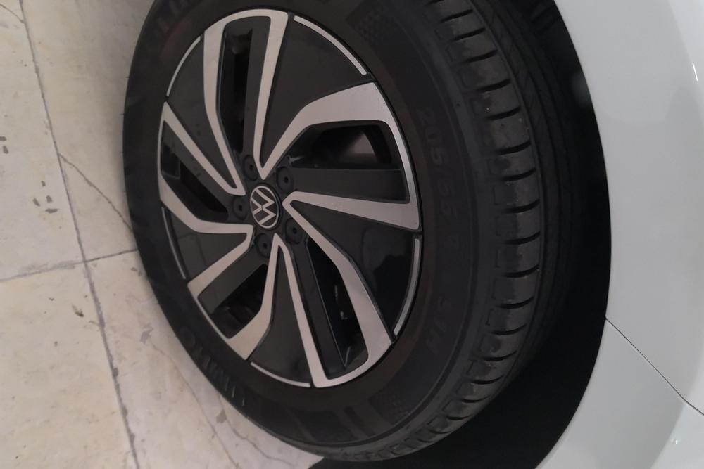 Volkswagen Lavida 2025 car image #8