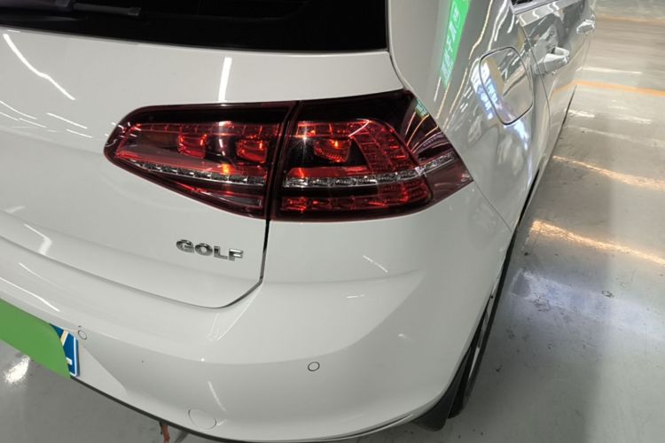 Volkswagen Golf 2017 immagine di auto #8