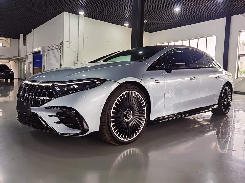 Mercedes-Benz EQS AMG car image 