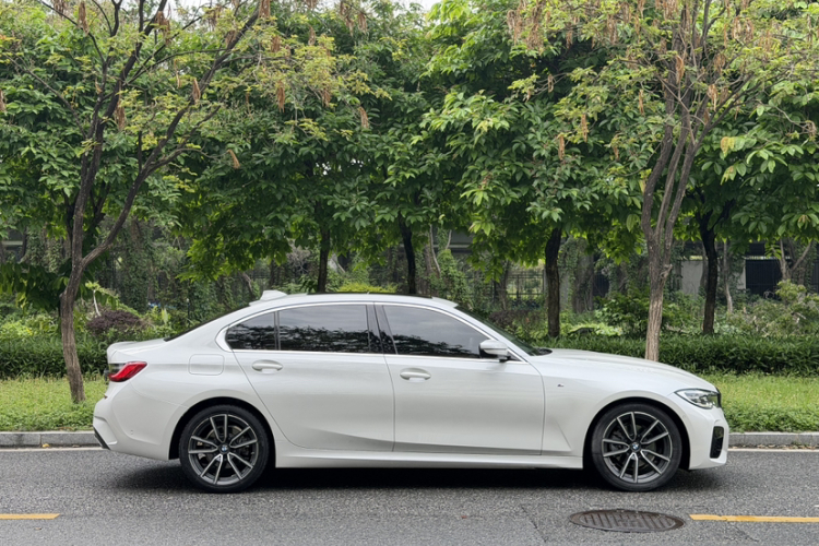 BMW 3 Series 2020 #10 BMW 3 Series 2020 car image #10