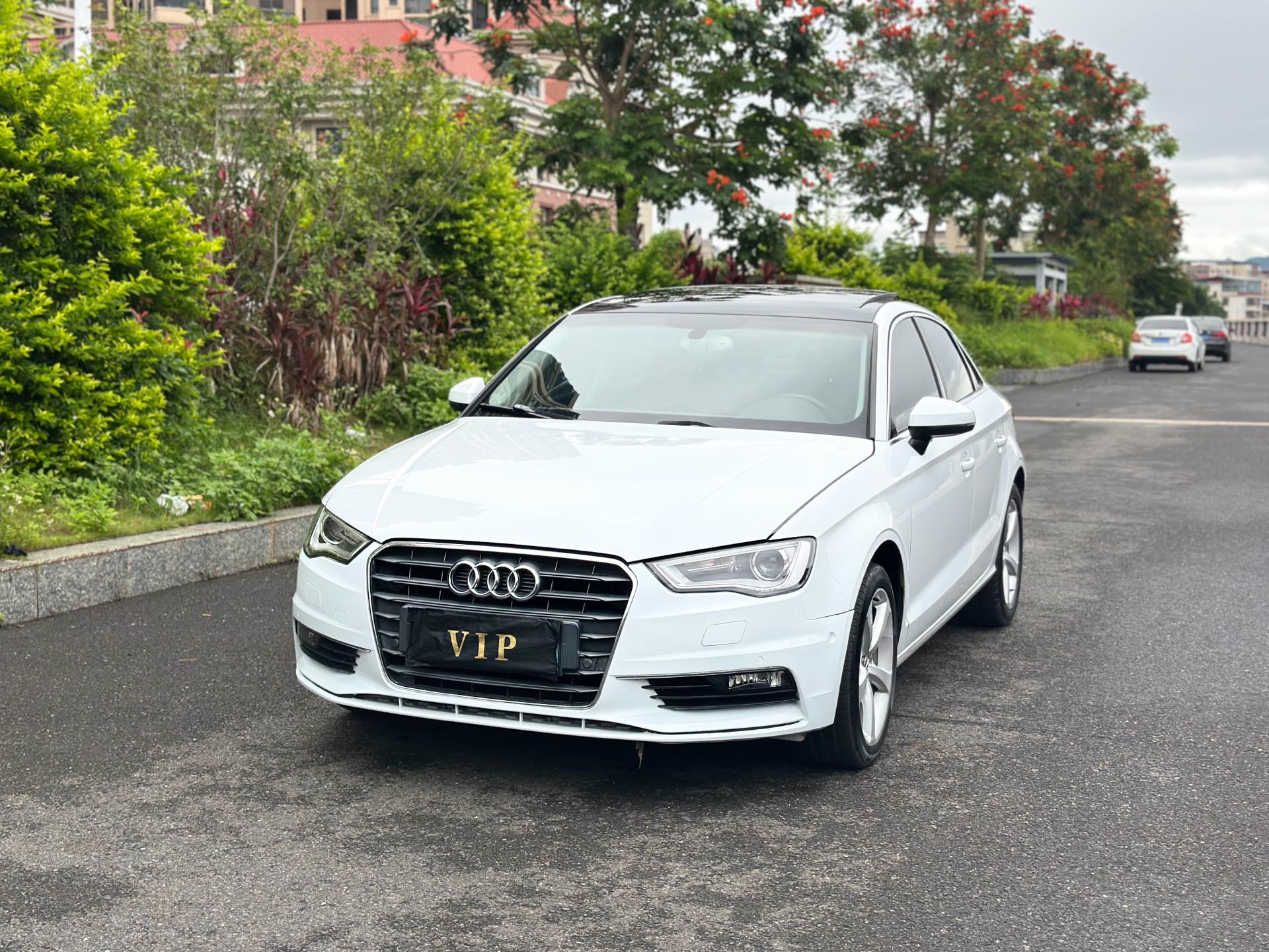 2016 2016 car image
