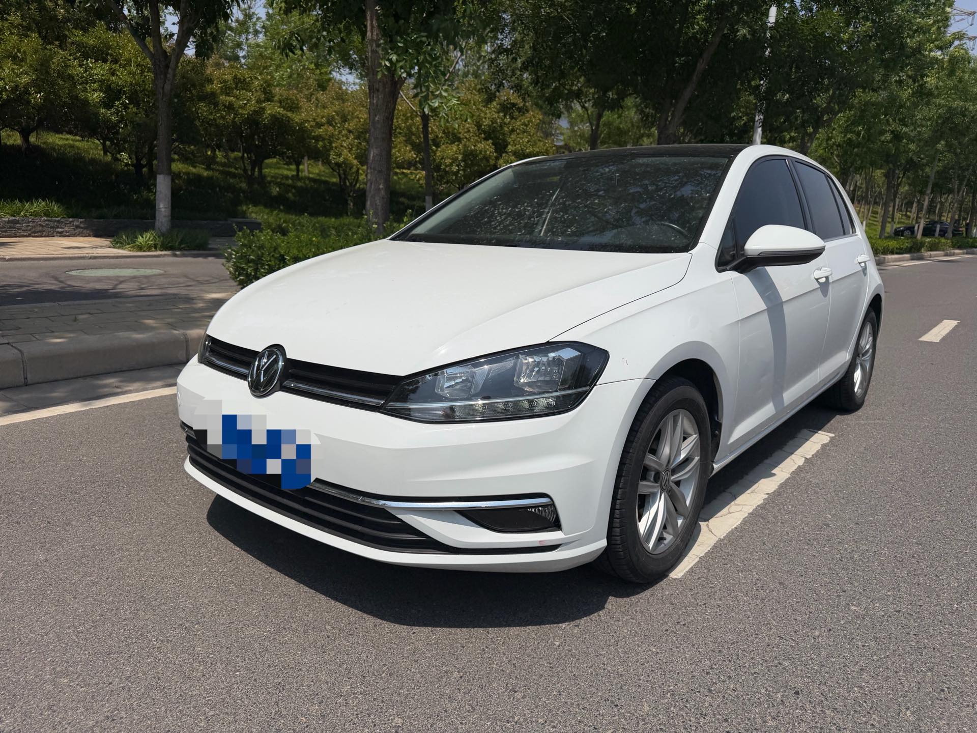 Volkswagen Golf 2018 Volkswagen Golf 2018 car image