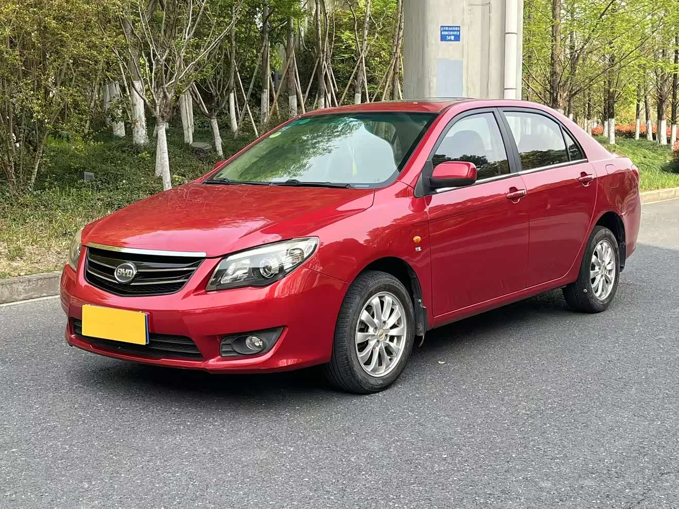 BYD L3 2014 car image 