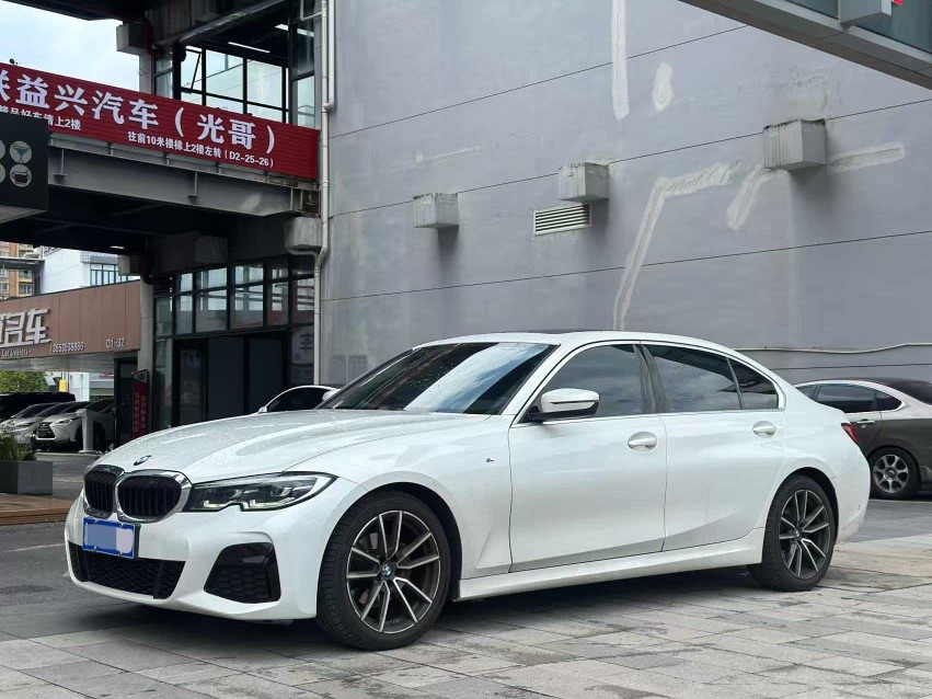 BMW 3 Series 2020 car image 
