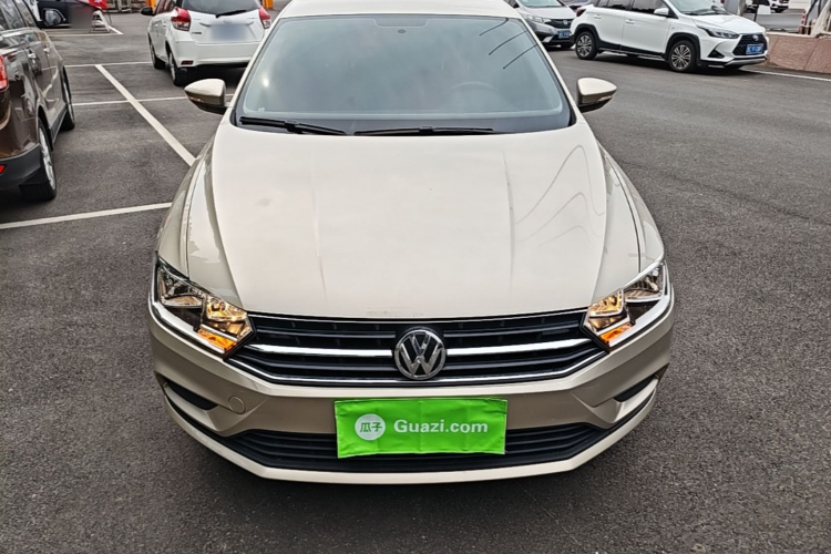 Volkswagen Bora 2020 car image #3