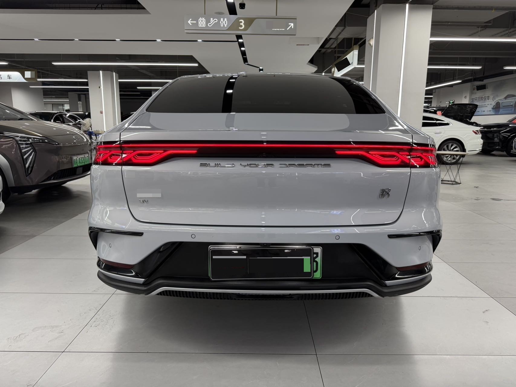 BYD Han 2024 car image #6