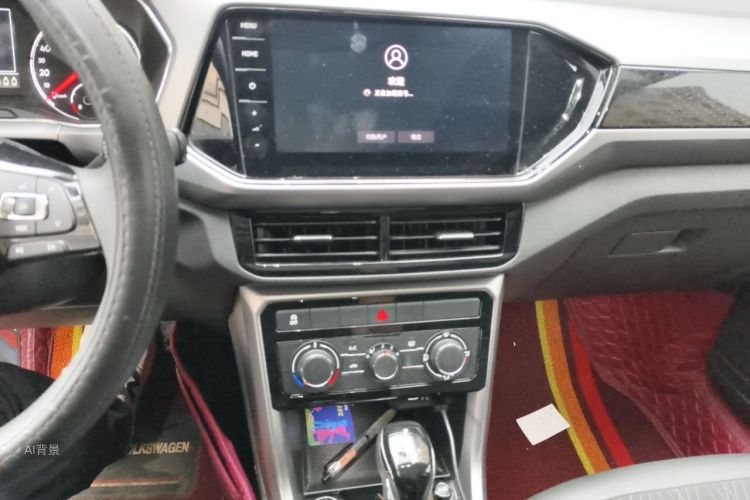 Volkswagen T-Cross 2021 car image #15