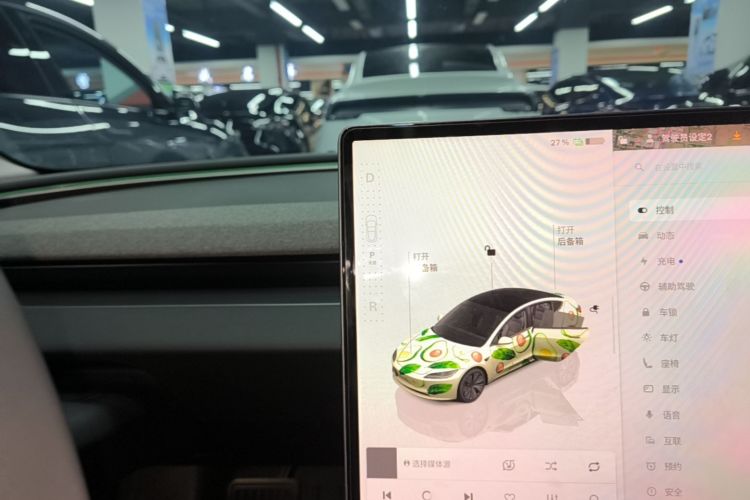 Tesla Model 3 2024 car image #14