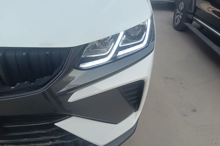 GEELY Coolray 2023 imagem de carro #23