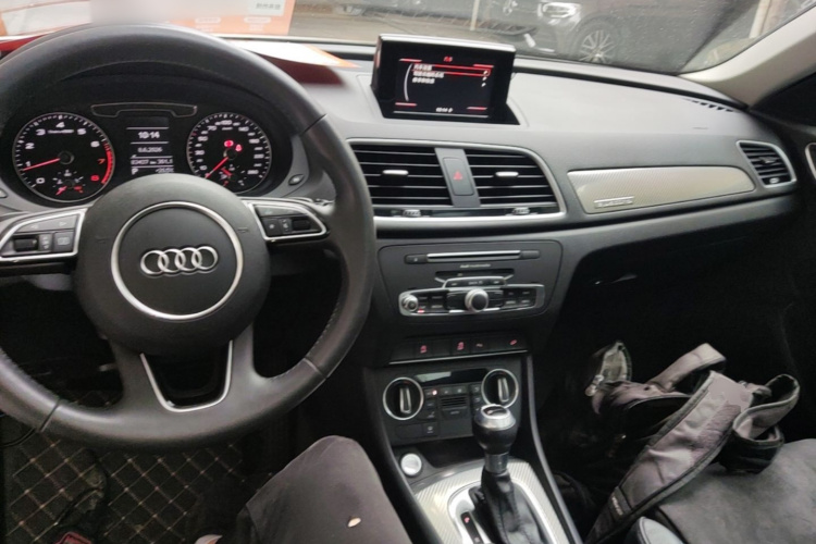 Audi Q3 2018 #10 Audi Q3 2018 car image #10