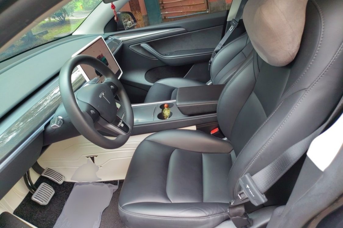 Tesla Model Y 2024 car image #18