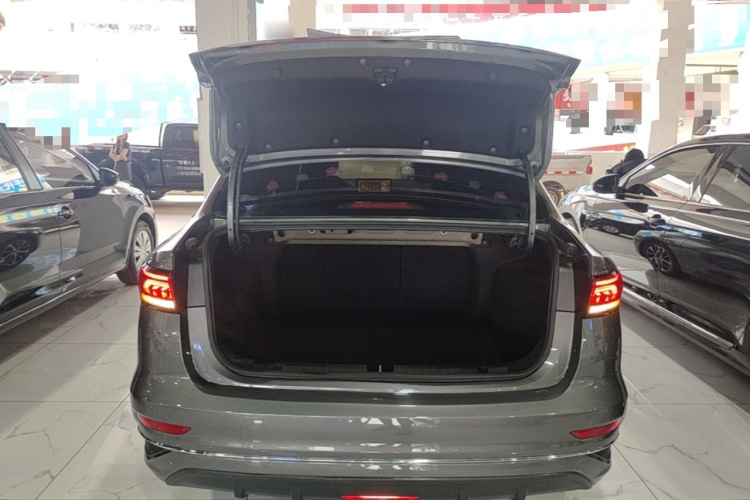 GEELY Emgrand 2021 #19 GEELY Emgrand 2021 car image #19