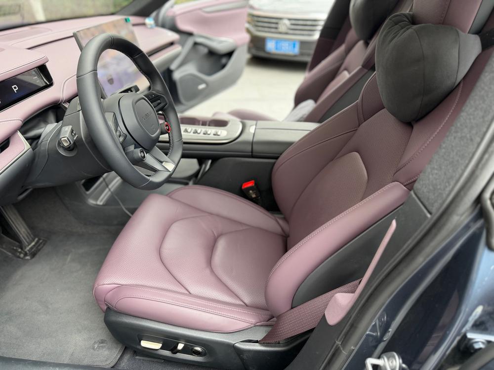 MI SU7 2025 car image #11