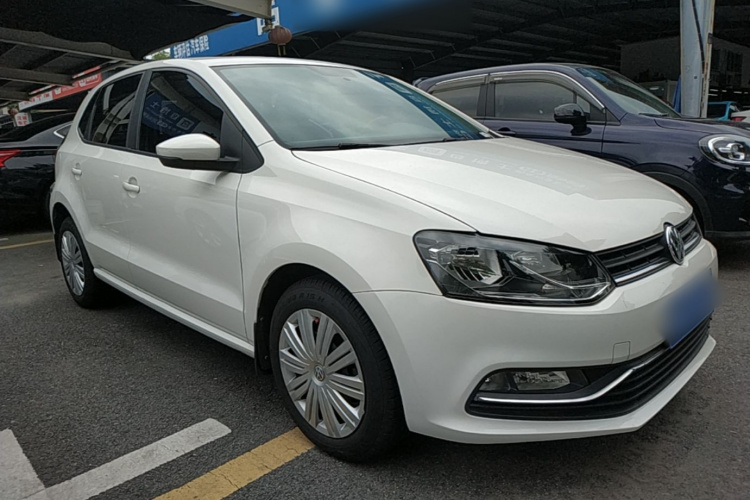 Volkswagen Polo 2016 car image #4