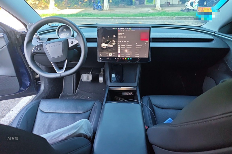 Tesla Model 3 2023 car image #11