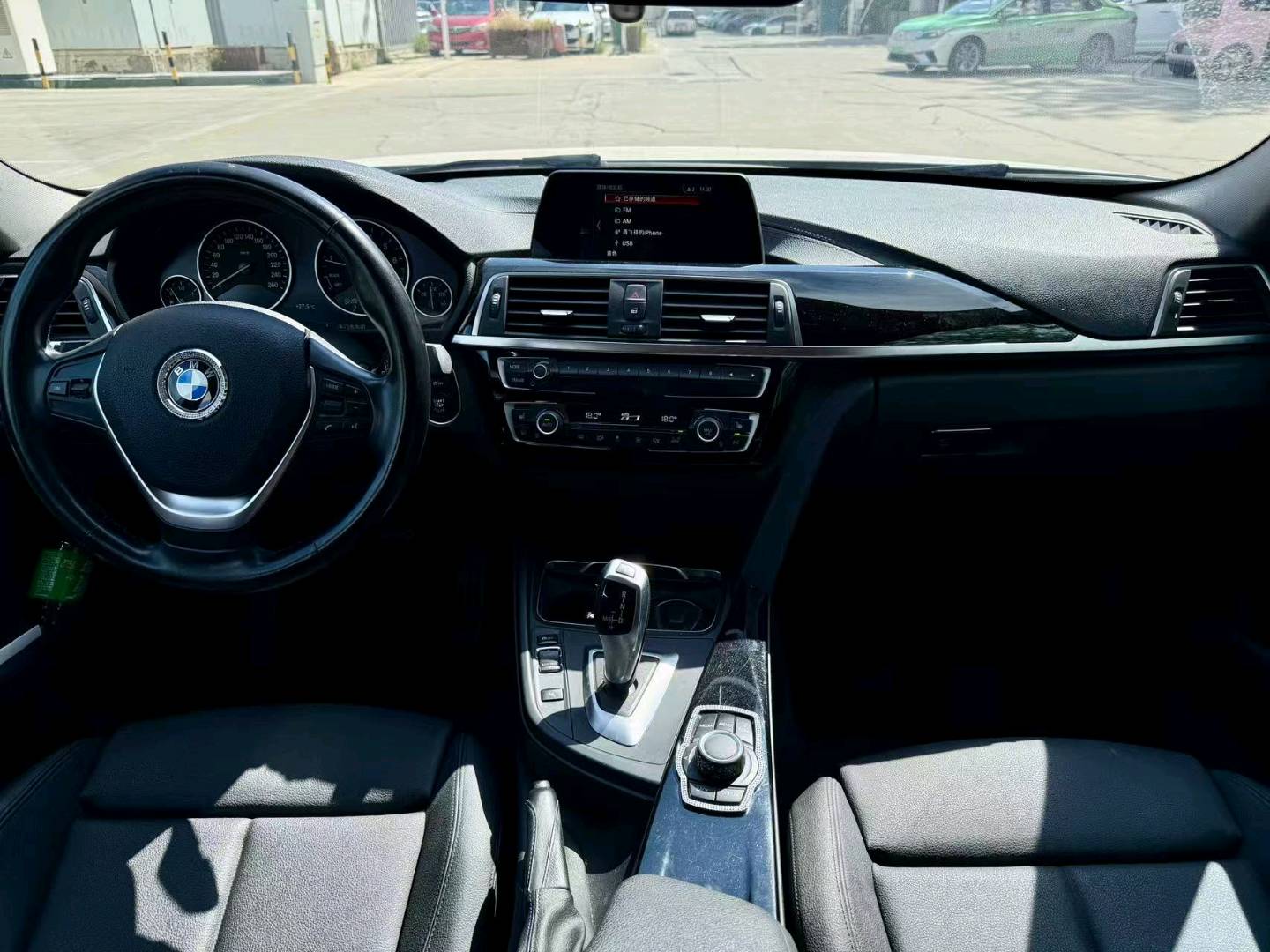 BMW 3 Series 2017 #4 BMW 3 Series 2017 car image #4