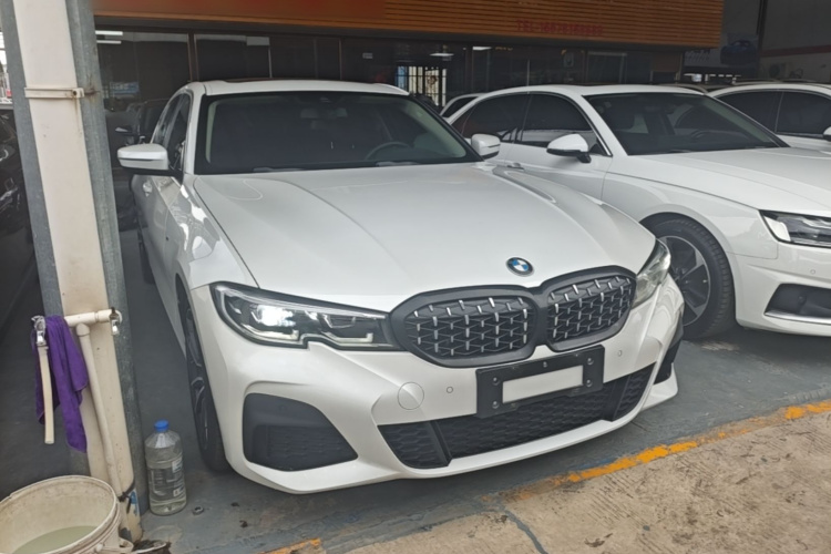 BMW 3 Series 2022 #4 BMW 3 Series 2022 car image #4