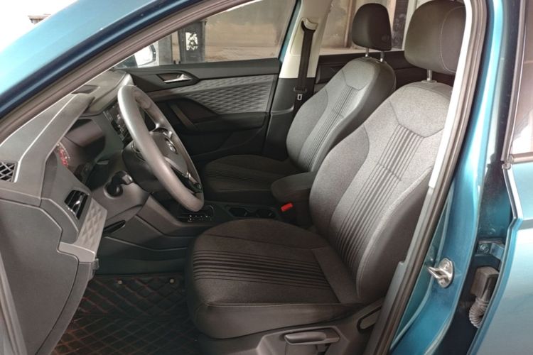 Volkswagen Tharu 2019 car image #15